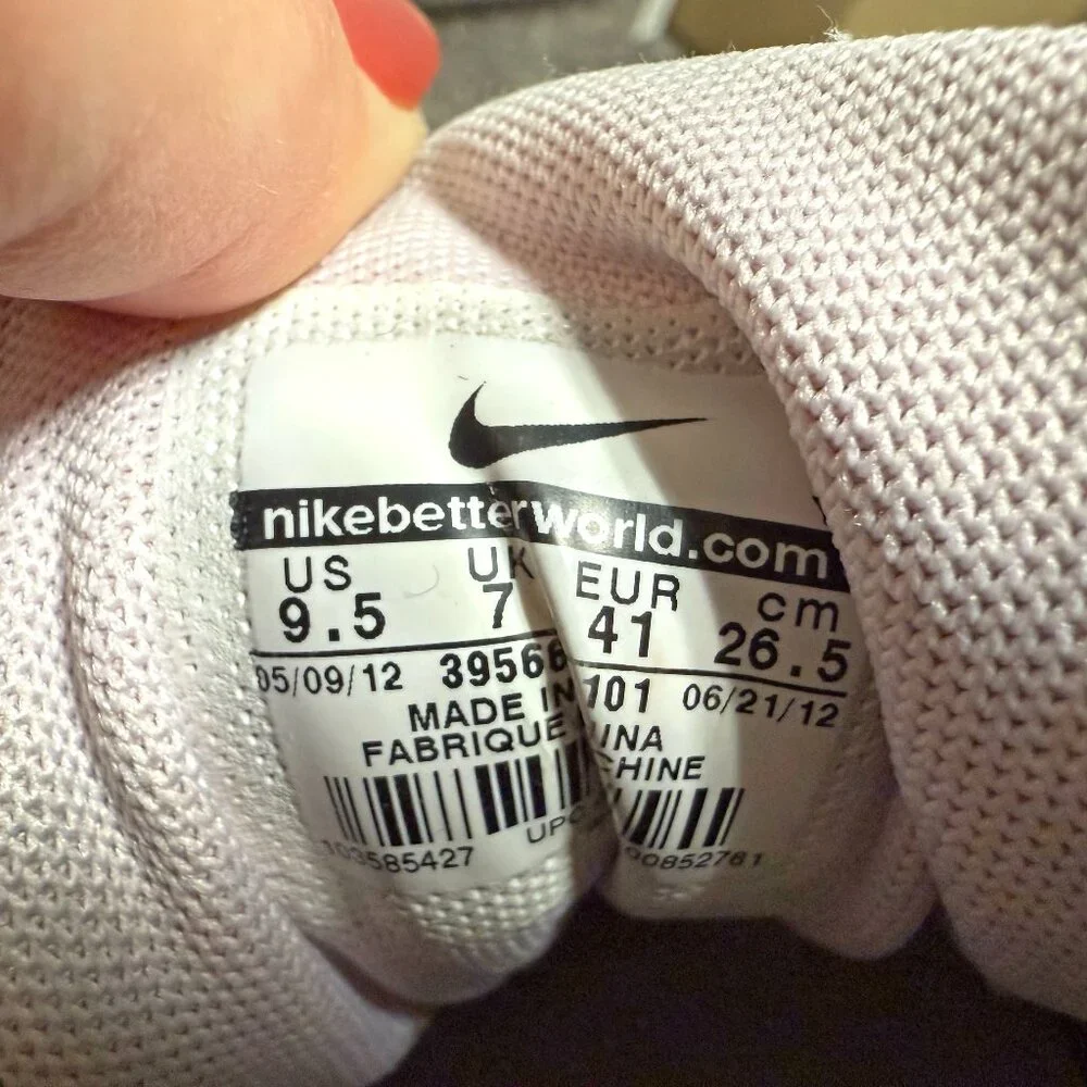 Nike Initiator Running Sneakers - Picture 7 of 10